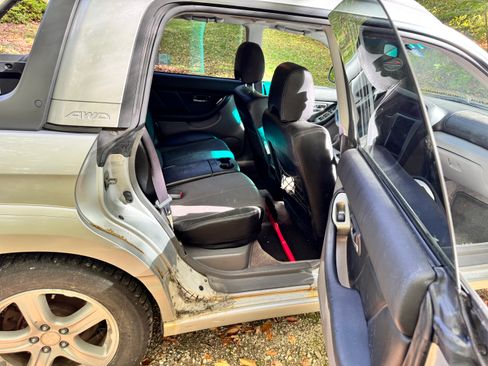 Used 2003 Subaru Baja AWD/4WD image 12