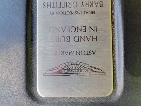 Used 2016 Aston Martin Vanquish Volante image 10