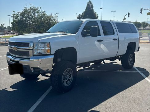 Used 2007 Chevrolet Silverado 2500 LT w/ 2LT Convenience Package RWD image 2