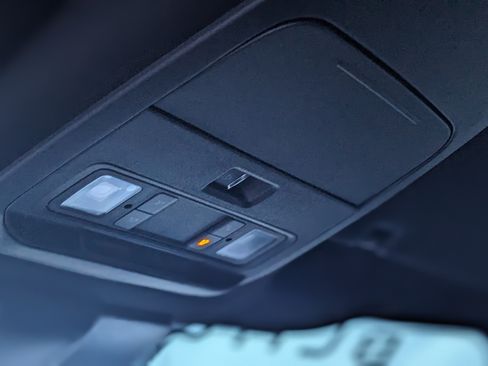 Used 2022 Ford F150 XLT w/ Equipment Group 302A High image 16