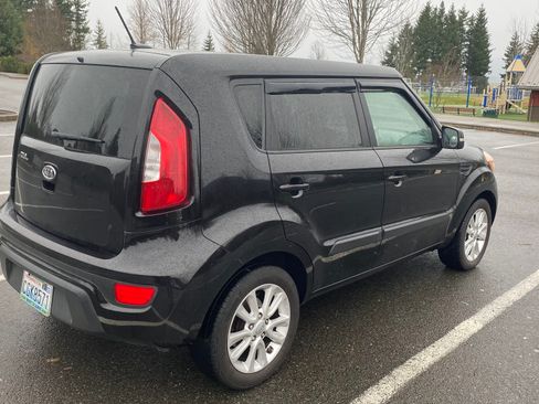 Used 2012 Kia Soul + image 6