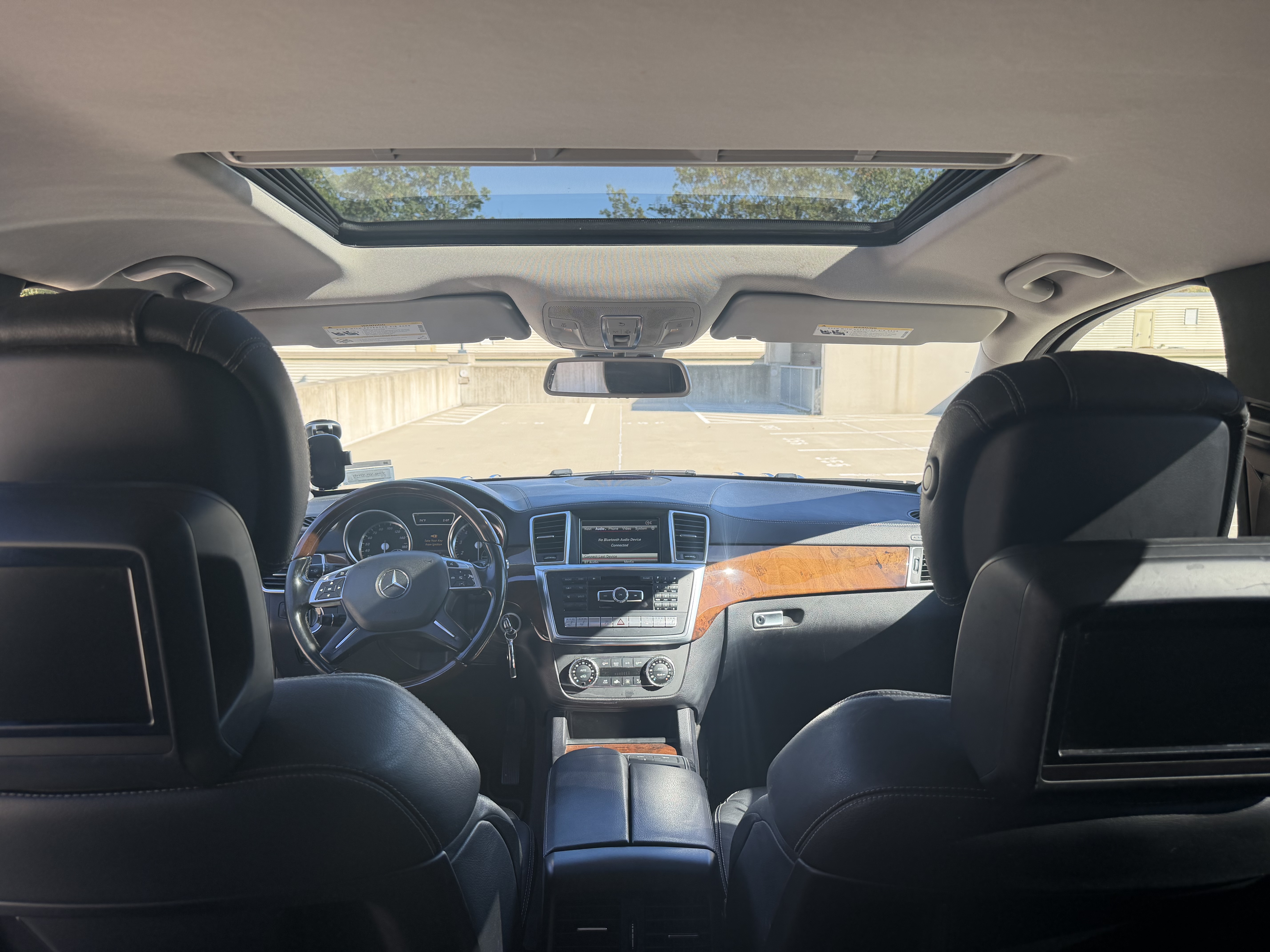 Used 2014 Mercedes-Benz GL 550 4MATIC image 26