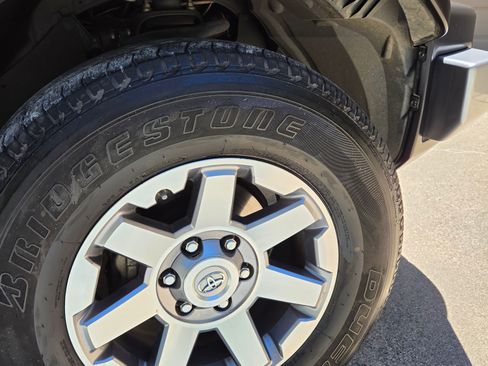 Used 2014 Toyota FJ Cruiser 4WD w/ Upgrade Package image 13