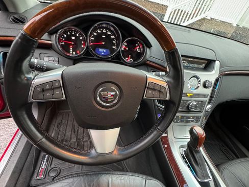 Used 2011 Cadillac CTS Luxury image 11