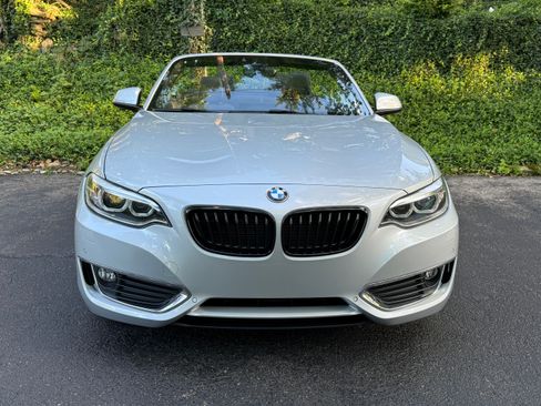 Used 2016 BMW 228i xDrive Convertible AWD/4WD image 2