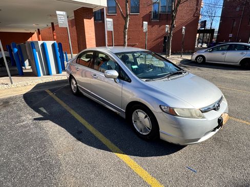 Used 2007 Honda Civic Hybrid Sedan 4D image 4
