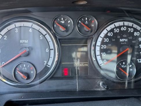 Used 2011 RAM 2500 ST w/ Protection Group image 11