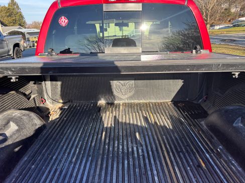 Used 2008 Dodge Ram 1500 Truck ST image 28