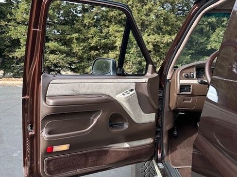 Used 1994 Ford Bronco image 10