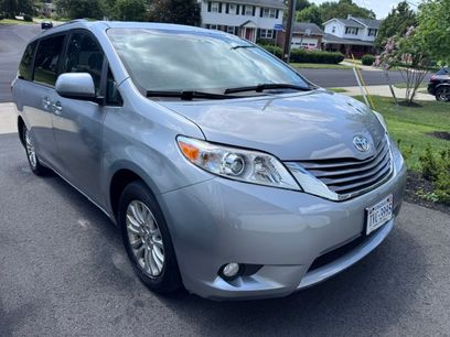 Used 2017 Toyota Sienna XLE w/ XLE Navigation Package