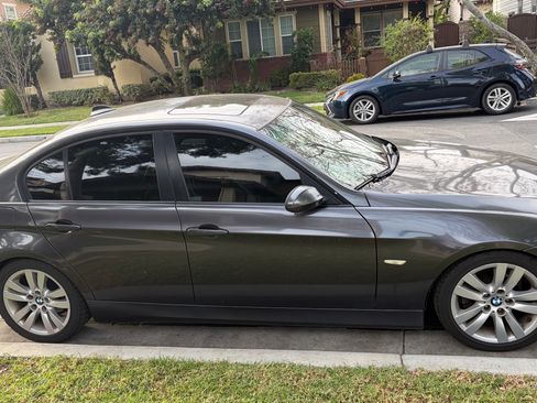 Used 2006 BMW 325i Sedan image 1