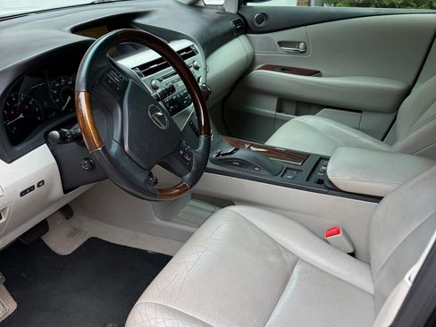 Used 2010 Lexus RX 350 2WD image 8