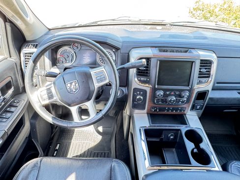 Used 2015 RAM 2500 Laramie w/ Convenience Group AWD/4WD image 8