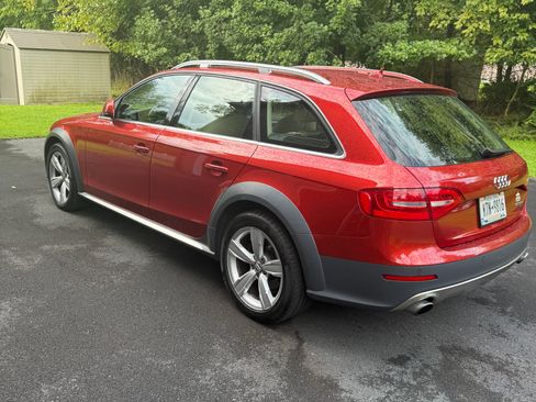 Used 2013 Audi A4 Premium Plus w/ Premium Plus Pkg AWD/4WD image 2