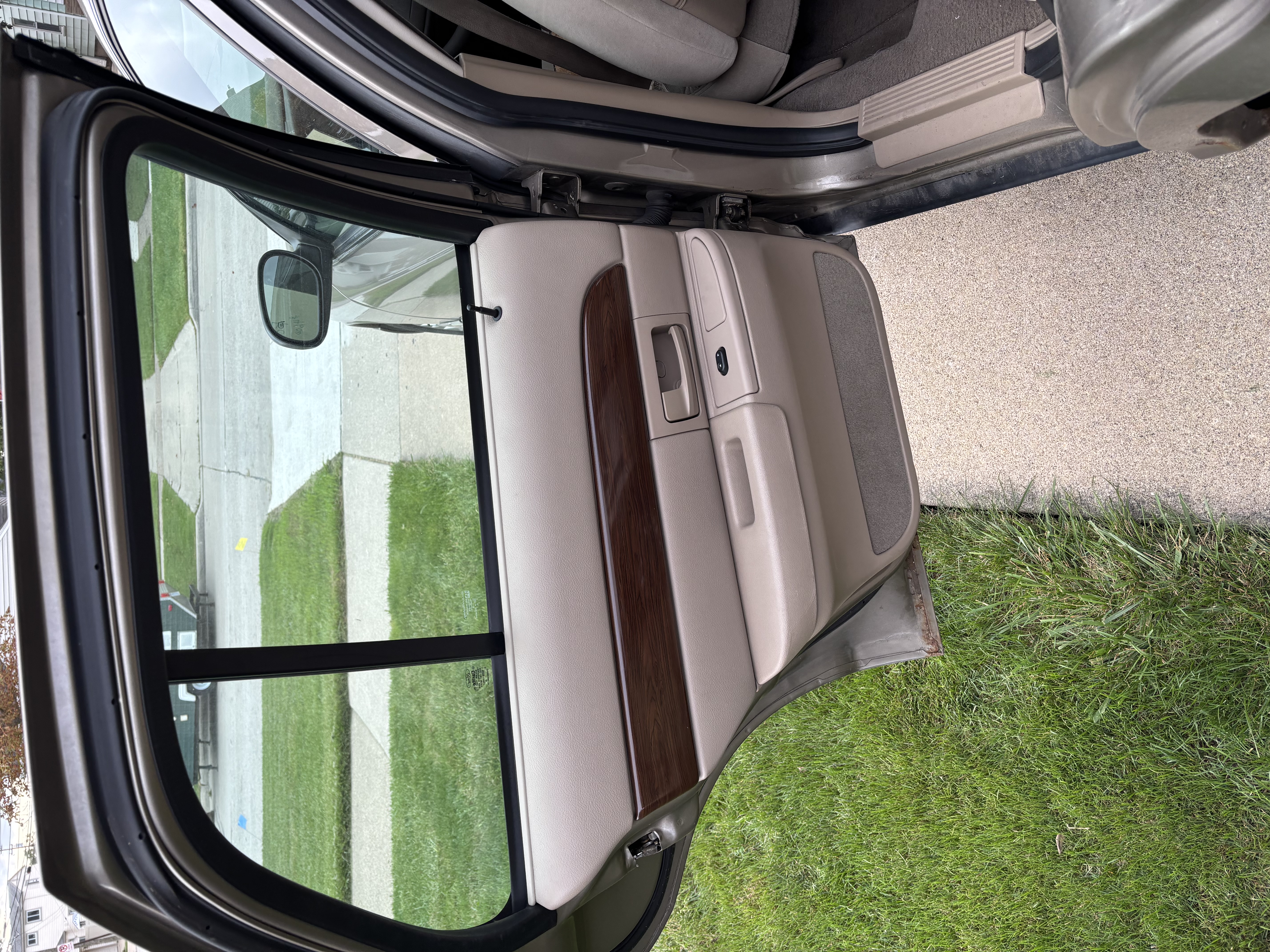 Used 2004 Mercury Grand Marquis GS RWD image 8