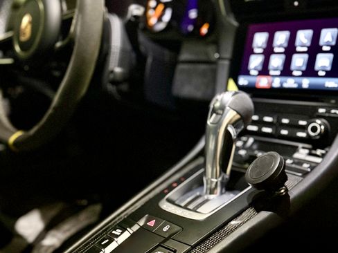 Used 2019 Porsche 911 GT3 RS RWD image 8