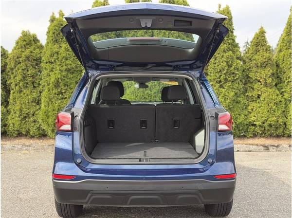 Used 2022 Chevrolet Equinox LT FWD image 9