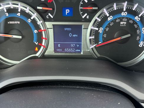 Used 2016 Toyota 4Runner SR5 Premium AWD/4WD image 5