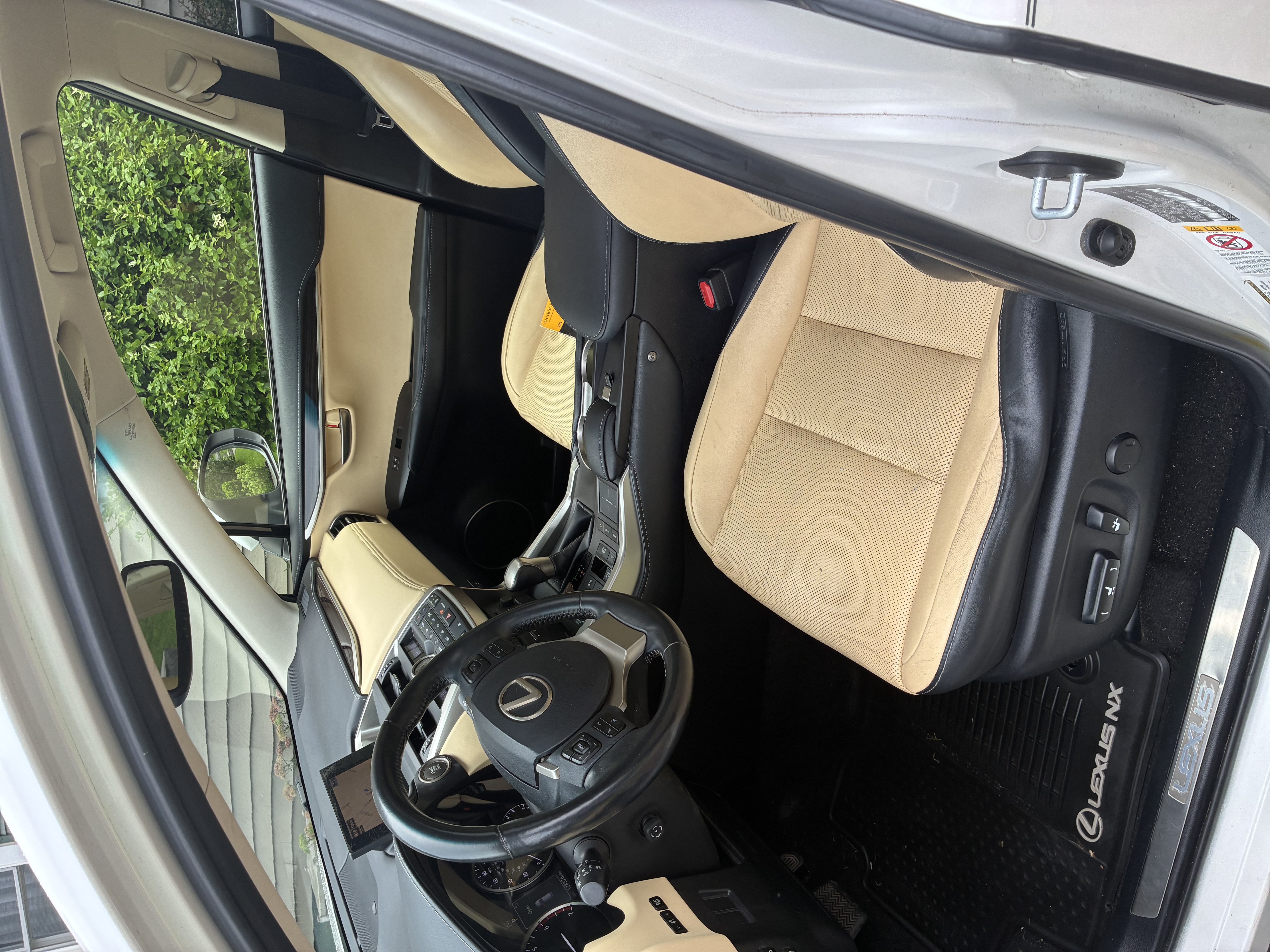 Used 2015 Lexus NX 200t FWD w/ Luxury Package image 7