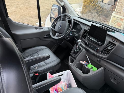 Used 2020 Ford Transit 350 XLT image 8