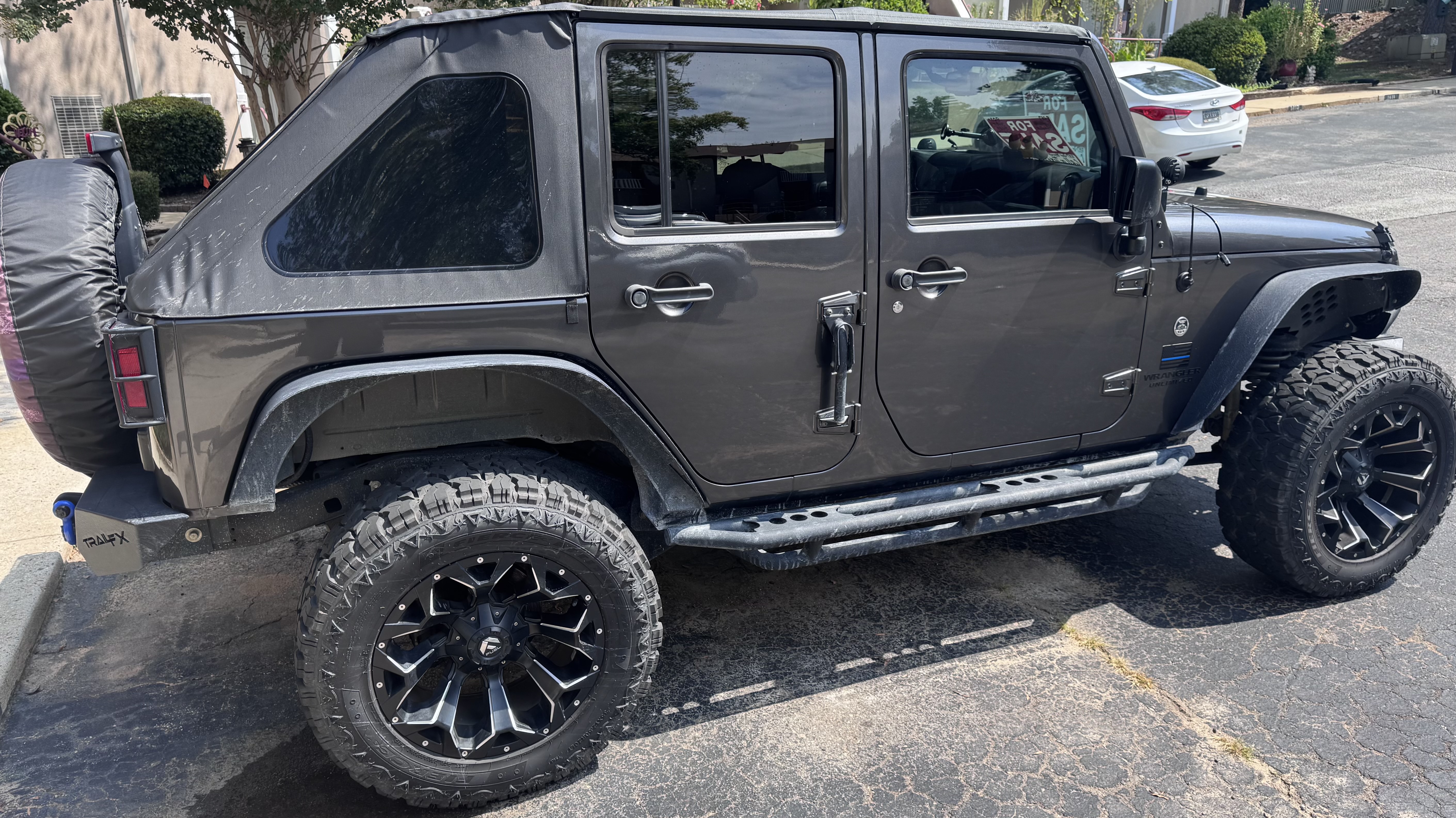 Used 2017 Jeep Wrangler Unlimited Sport w/ Quick Order Package 24S AWD/4WD image 4