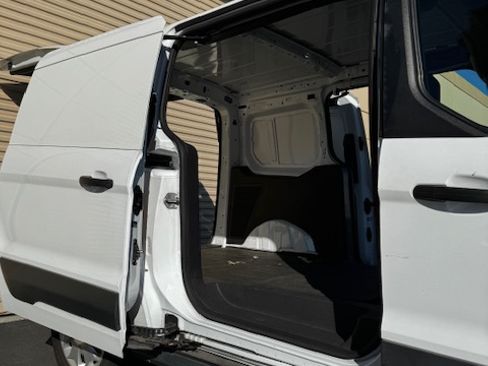 Used 2014 Ford Transit Connect XLT FWD image 9