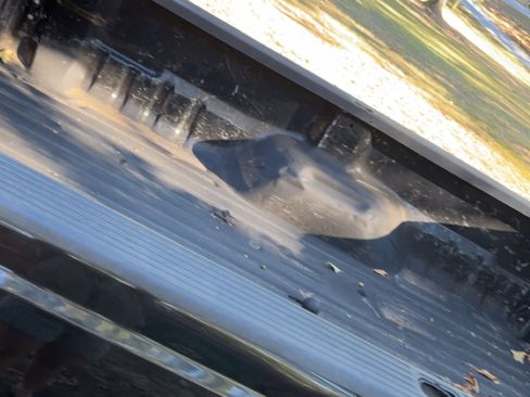 Used 2012 Ford F350 Lariat image 6