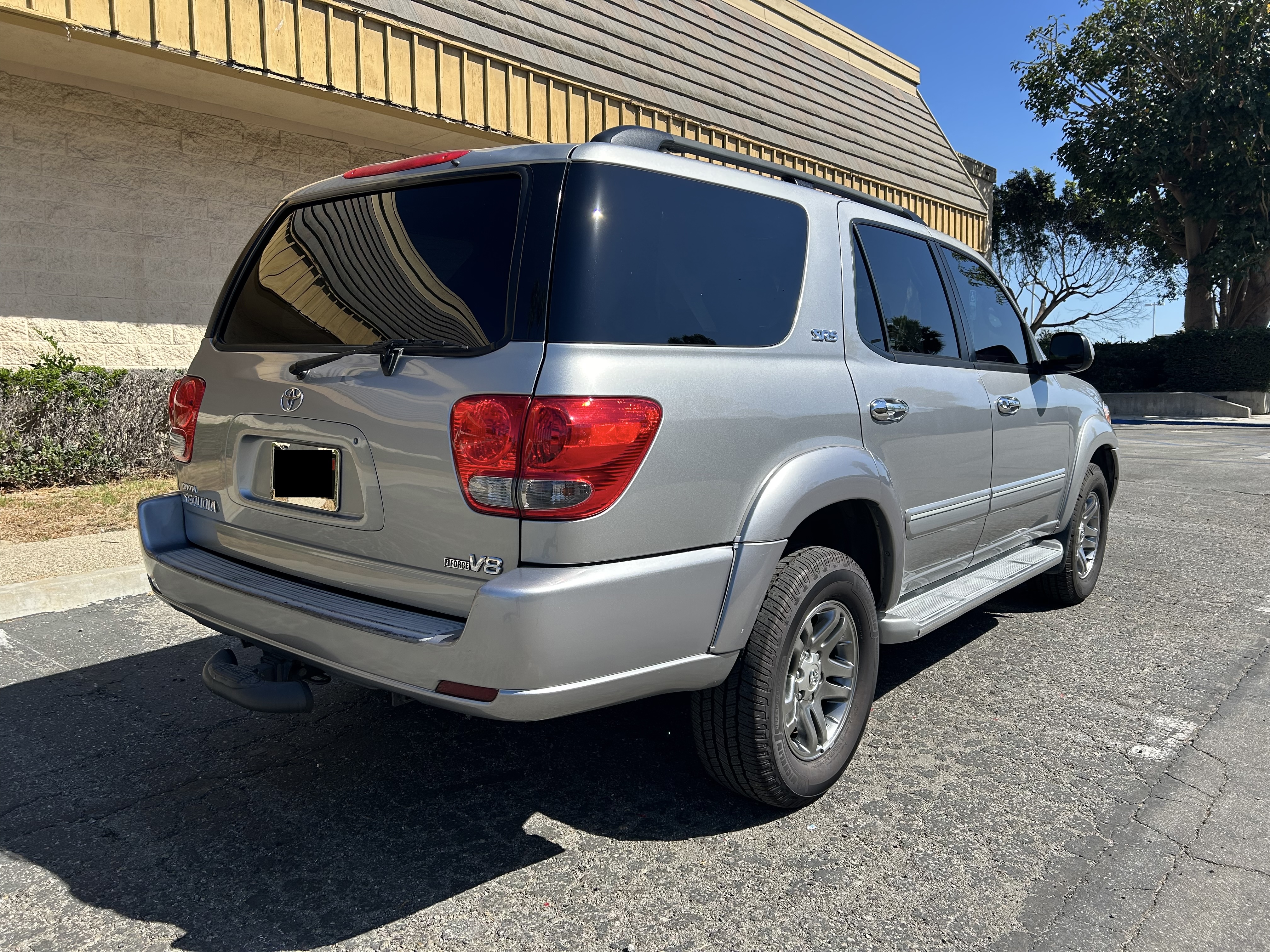 Used 2007 Toyota Sequoia SR5 RWD image 9