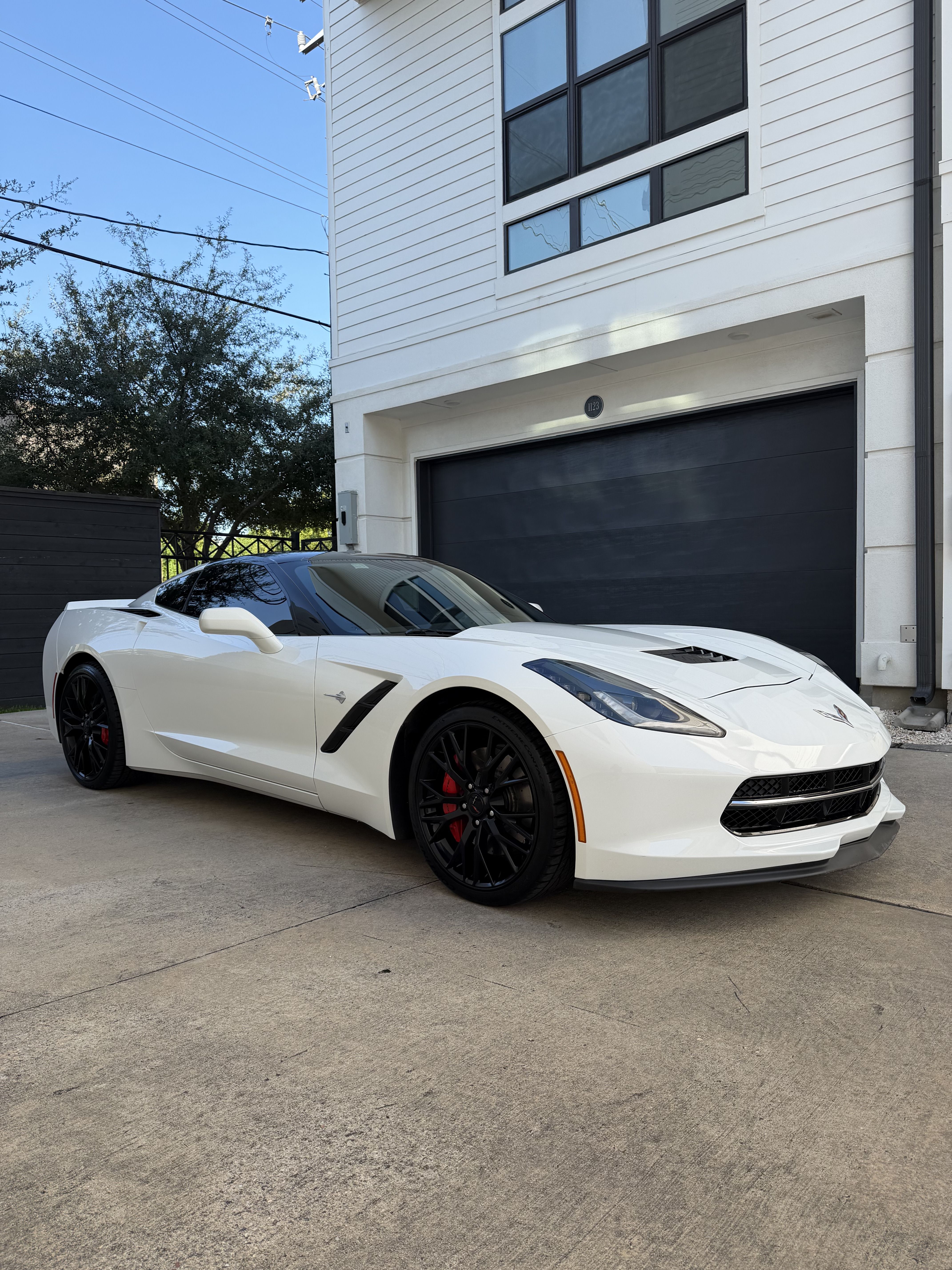 Used 2015 Chevrolet Corvette Stingray Coupe w/ 2LT Preferred Equipment Group RWD image 1