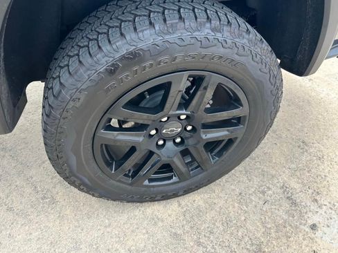 Used 2023 Chevrolet Colorado Trail Boss w/ Advanced Trailering Package image 15