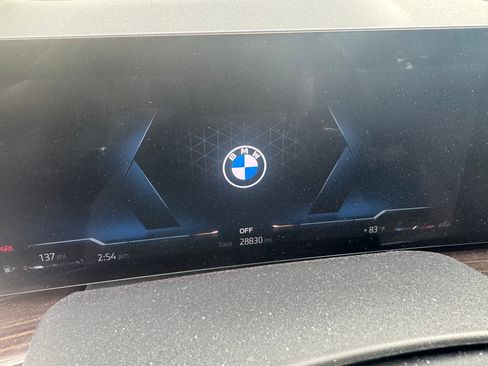 Used 2024 BMW X7 xDrive40i w/ Executive Package AWD/4WD image 5