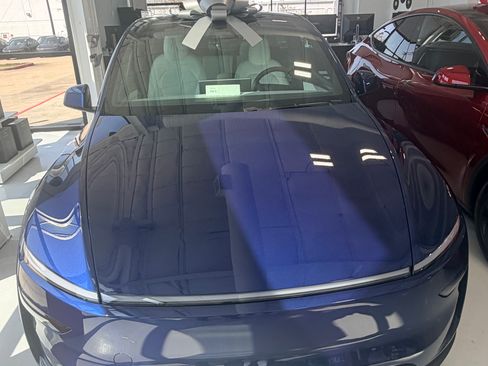 Used 2016 Toyota Prius Three Touring image 17