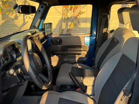 Used 2010 Jeep Wrangler Sport image 17