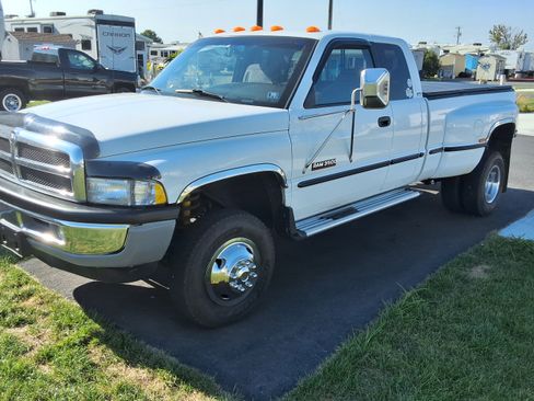 Used 1999 Dodge Ram 3500 Truck 4x4 Quad Cab image 9