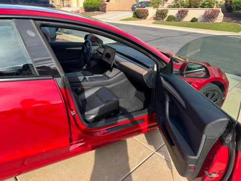 Used 2023 Tesla Model 3 Performance image 12