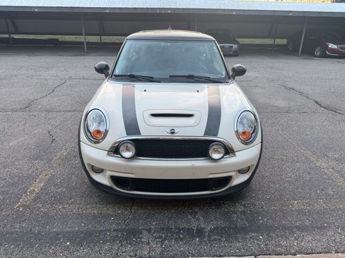 Used 2011 MINI Cooper S image 10