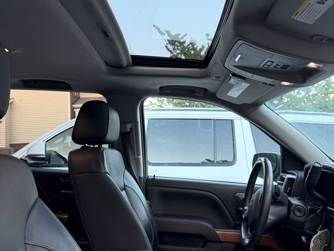 Used 2018 Chevrolet Silverado 1500 LTZ w/ Texas Edition RWD image 18