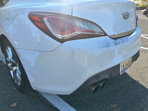 Used 2013 Hyundai Genesis 2.0T image 16