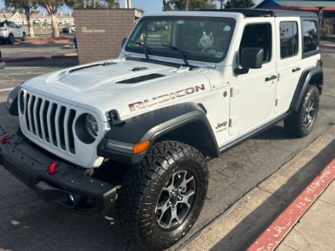 Used 2018 Jeep Wrangler Unlimited Rubicon AWD/4WD image 2