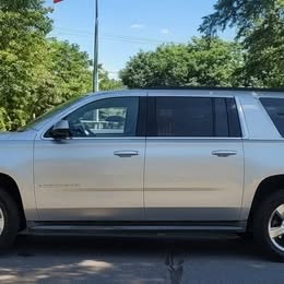 Used 2015 Chevrolet Suburban LT AWD/4WD image 4