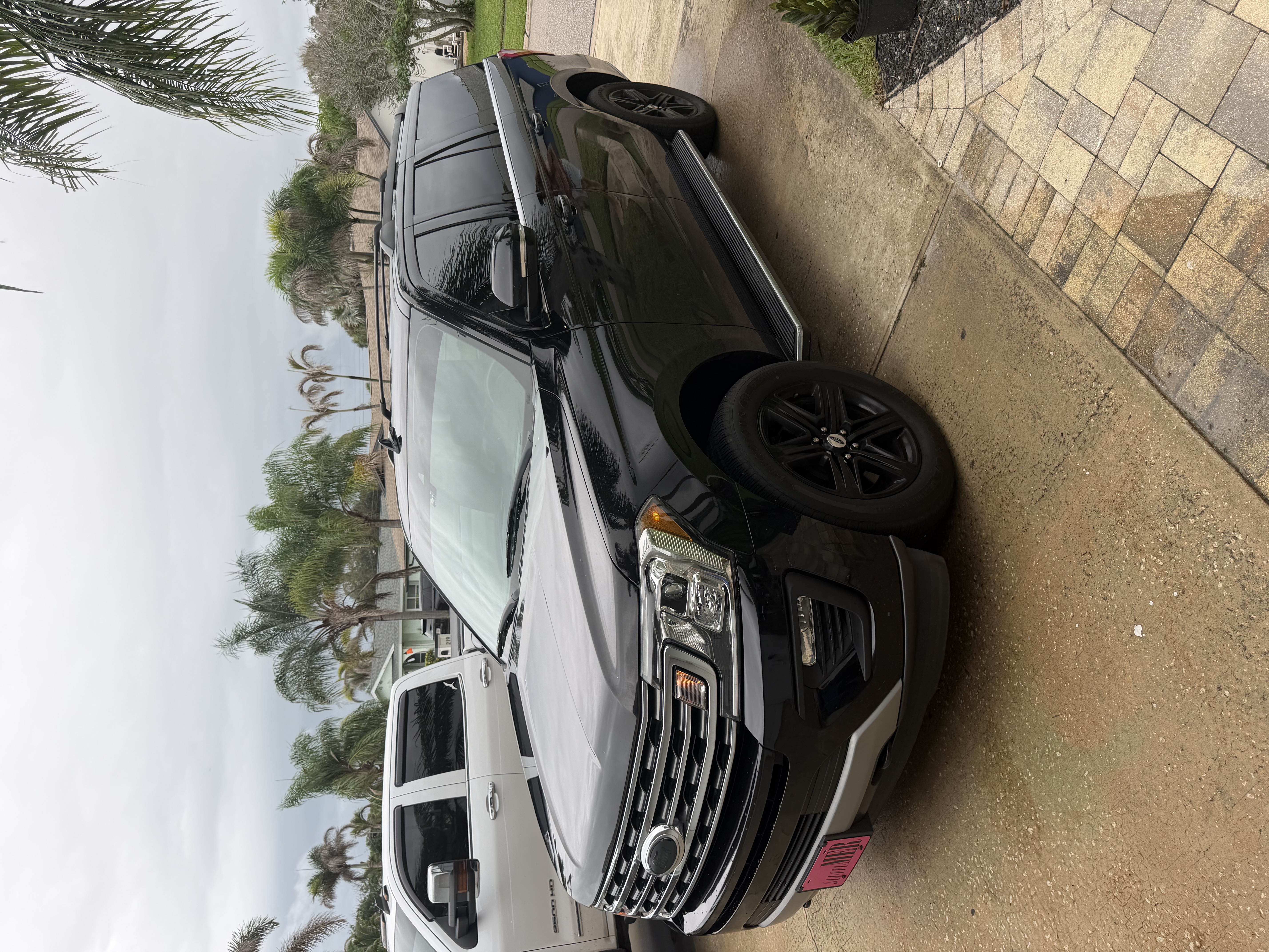 Used 2019 Ford Expedition Max XLT w/ Equipment Group 202A AWD/4WD image 22