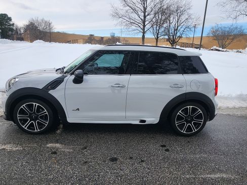Used 2014 MINI Cooper Countryman S image 2