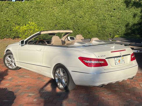 Used 2011 Mercedes-Benz E 350 Cabriolet image 5