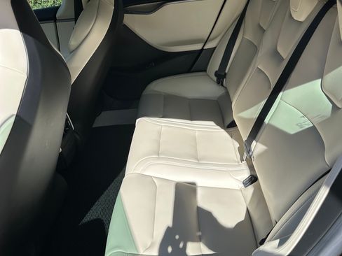 Used 2018 Tesla Model S 100D image 5