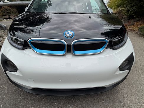 Used 2015 BMW i3 RWD image 2