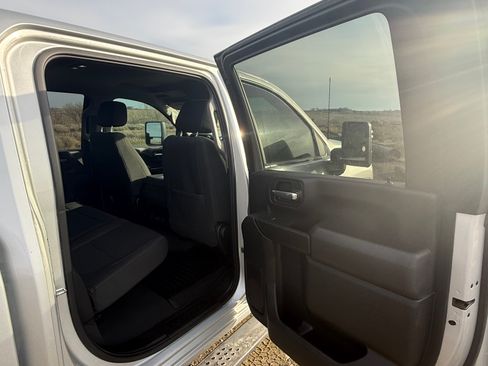 Used 2021 Chevrolet Silverado 2500 LT w/ All Star Edition image 16