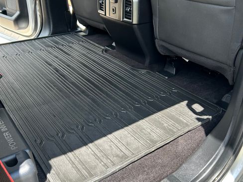 Used 2016 Ford F150 XLT w/ Equipment Group 302A Luxury AWD/4WD image 15