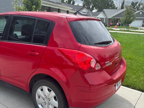 Used 2012 Nissan Versa 1.8 S FWD image 2