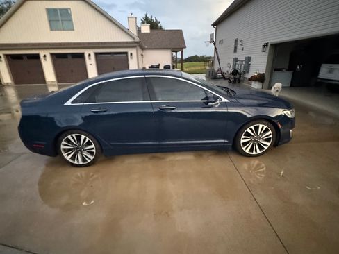 Used 2019 Lincoln MKZ Reserve FWD image 8