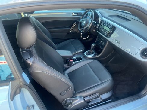 Used 2015 Volkswagen Beetle 1.8T image 8